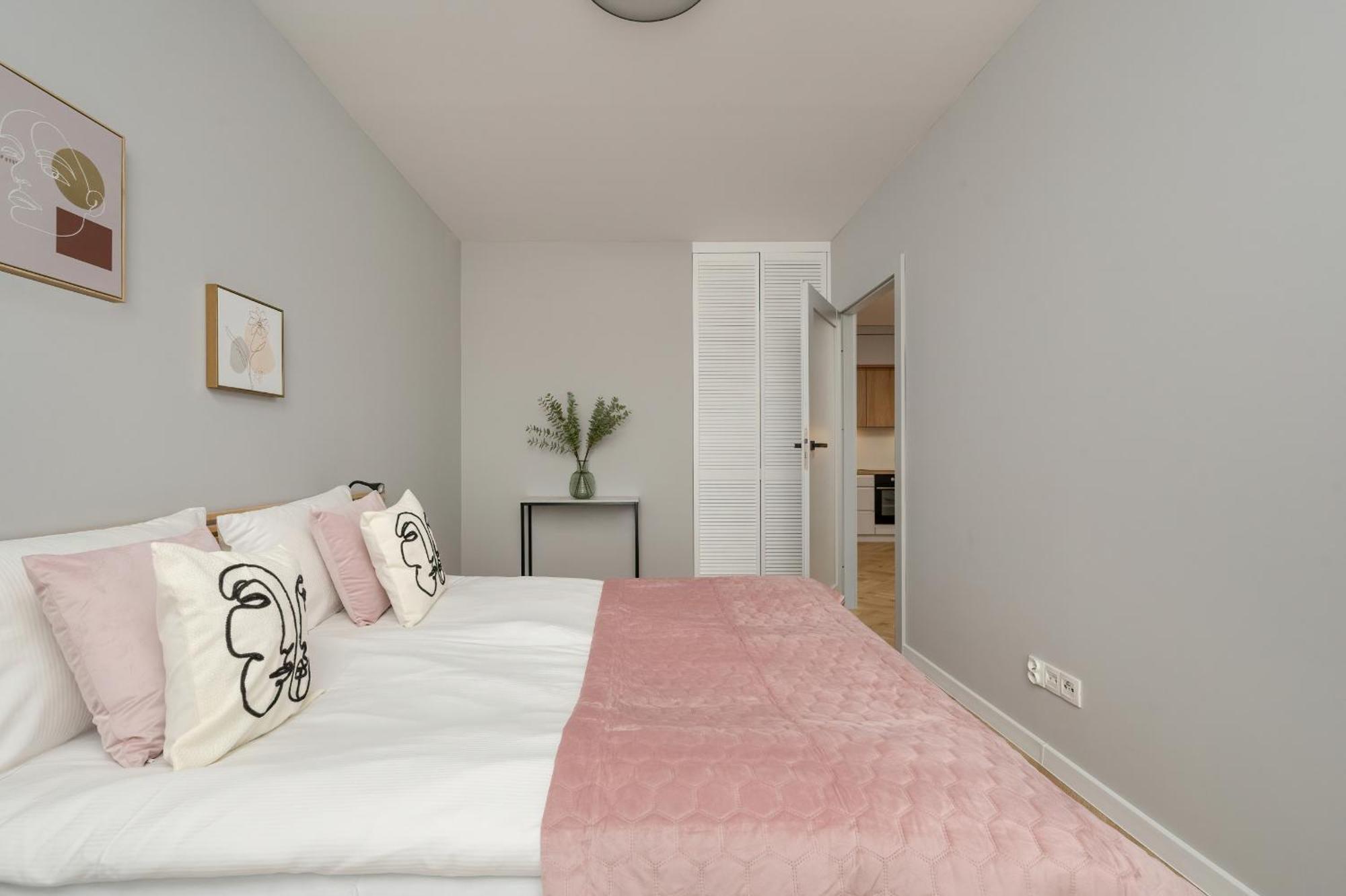 Apartament Michalczyka Stylish With Parking In The Center Of By Renters